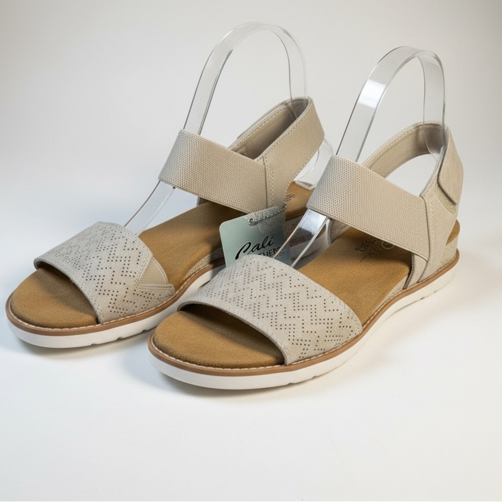 NWT Skechers Cali Beverly Summer Cove Wedge Sandals Tan 6.5 - Picture 2 of 14